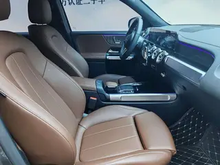Mercedes-Benz GLB 2023 GLB 220 Dynamic interior photo 11 Mercedes-Benz GLB 2023 GLB 220 Dynamic interior photo 11