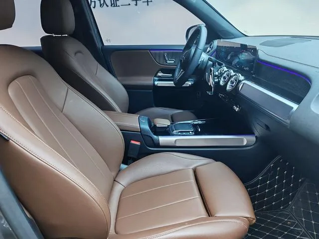 Mercedes-Benz GLB 2023 GLB 220 Dynamic interior photo 11 Mercedes-Benz GLB 2023 GLB 220 Dynamic interior photo 11