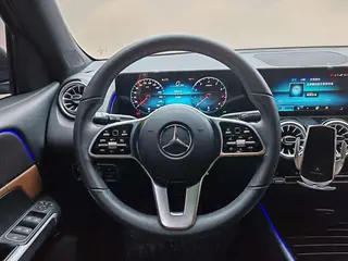 Mercedes-Benz GLB 2023 GLB 220 Dynamic interior photo 14 Mercedes-Benz GLB 2023 GLB 220 Dynamic interior photo 14