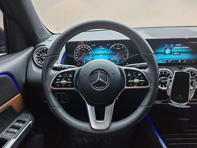 Mercedes-Benz GLB 2023 GLB 220 Dynamic interior photo 14 Mercedes-Benz GLB 2023 GLB 220 Dynamic interior photo 14