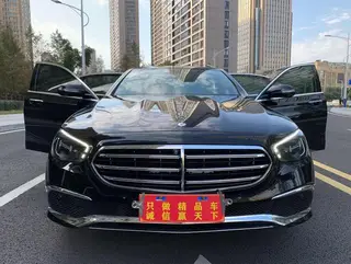 Mercedes-Benz E-Class 2022 Restyling E 300 L Fashionable Passenger car exterior photo 3 Mercedes-Benz E-Class 2022 Restyling E 300 L Fashionable Passenger car exterior photo 3
