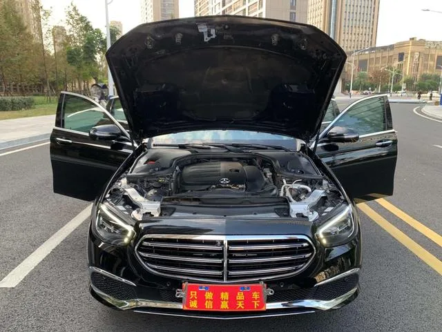 Mercedes-Benz E-Class 2022 Restyling E 300 L Fashionable Passenger car exterior photo 8 Mercedes-Benz E-Class 2022 Restyling E 300 L Fashionable Passenger car exterior photo 8