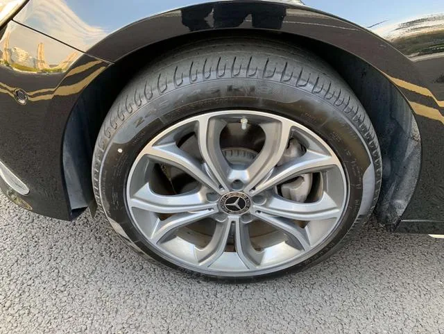 Mercedes-Benz E-Class 2022 Restyling E 300 L Fashionable Passenger car exterior photo 10 Mercedes-Benz E-Class 2022 Restyling E 300 L Fashionable Passenger car exterior photo 10