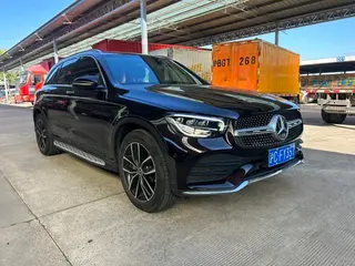 Mercedes-Benz GLC 2022 Trois lifting GLC 260 L 4MATIC Type dynamique extérieur photo 4 Mercedes-Benz GLC 2022 Trois lifting GLC 260 L 4MATIC Type dynamique extérieur photo 4