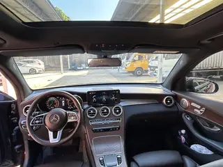 Mercedes-Benz GLC 2022 Trois lifting GLC 260 L 4MATIC Type dynamique intérieur photo 8 Mercedes-Benz GLC 2022 Trois lifting GLC 260 L 4MATIC Type dynamique intérieur photo 8