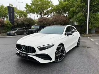Mercedes-Benz Mercedes-AMG A-Class 2024 AMG A 35 4MATIC exterior foto 1 Mercedes-Benz Mercedes-AMG A-Class 2024 AMG A 35 4MATIC exterior foto 1