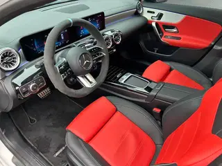 Mercedes-Benz Mercedes-AMG A-Class 2024 AMG A 35 4MATIC exterior foto 9 Mercedes-Benz Mercedes-AMG A-Class 2024 AMG A 35 4MATIC exterior foto 9