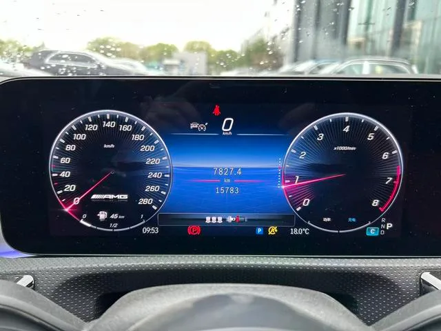 Mercedes-Benz Mercedes-AMG A-Class 2024 AMG A 35 4MATIC interior foto 17 Mercedes-Benz Mercedes-AMG A-Class 2024 AMG A 35 4MATIC interior foto 17