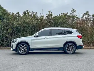 BMW X1 2020 sDrive25Li Leading Type exterior photo 6 BMW X1 2020 sDrive25Li Leading Type exterior photo 6