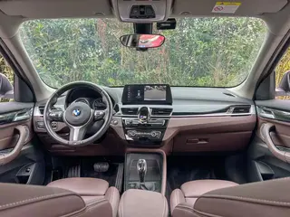 BMW X1 2020 sDrive25Li Leading Type interior photo 16 BMW X1 2020 sDrive25Li Leading Type interior photo 16