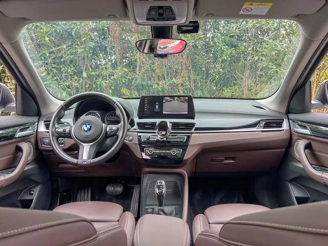 BMW X1 2020 sDrive25Li Leading Type interior photo 16 BMW X1 2020 sDrive25Li Leading Type interior photo 16