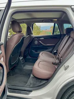 BMW X1 2020 sDrive25Li Leading Type interior photo 17 BMW X1 2020 sDrive25Li Leading Type interior photo 17