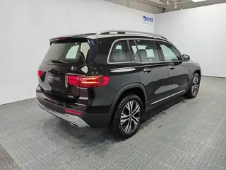 Mercedes-Benz GLB 2025 GLB 220 Dinámico exterior foto 6 Mercedes-Benz GLB 2025 GLB 220 Dinámico exterior foto 6