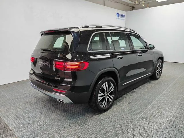 Mercedes-Benz GLB 2025 GLB 220 Dinámico exterior foto 6 Mercedes-Benz GLB 2025 GLB 220 Dinámico exterior foto 6