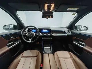 Mercedes-Benz GLB 2025 GLB 220 Dinámico exterior foto 10 Mercedes-Benz GLB 2025 GLB 220 Dinámico exterior foto 10