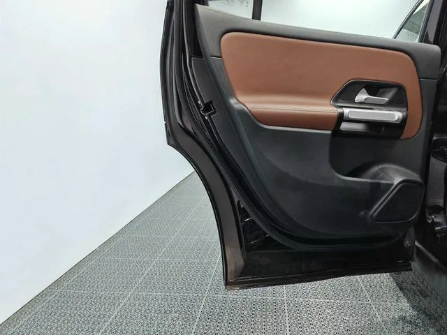 Mercedes-Benz GLB 2025 GLB 220 Dinámico interior foto 14 Mercedes-Benz GLB 2025 GLB 220 Dinámico interior foto 14
