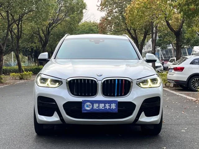 BMW X3 2020 xDrive25i M Conjunto deportivo exterior foto 2 BMW X3 2020 xDrive25i M Conjunto deportivo exterior foto 2