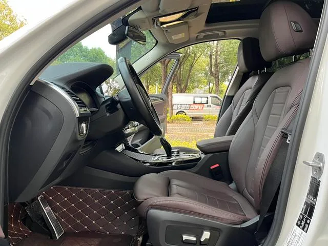 BMW X3 2020 xDrive25i M Conjunto deportivo interior foto 16 BMW X3 2020 xDrive25i M Conjunto deportivo interior foto 16