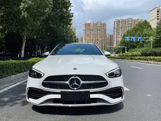 Mercedes-Benz C-Class 2024 Three changes C 260 L Sports version exterior photo 2 Mercedes-Benz C-Class 2024 Three changes C 260 L Sports version exterior photo 2