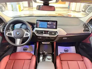 BMW X4 2022 xDrive 30i M Sports suit interior photo 13 BMW X4 2022 xDrive 30i M Sports suit interior photo 13