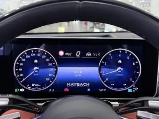 Mercedes-Benz Mercedes-Maybach S-Class 2023 S 480 4MATIC interior photo 12 Mercedes-Benz Mercedes-Maybach S-Class 2023 S 480 4MATIC interior photo 12
