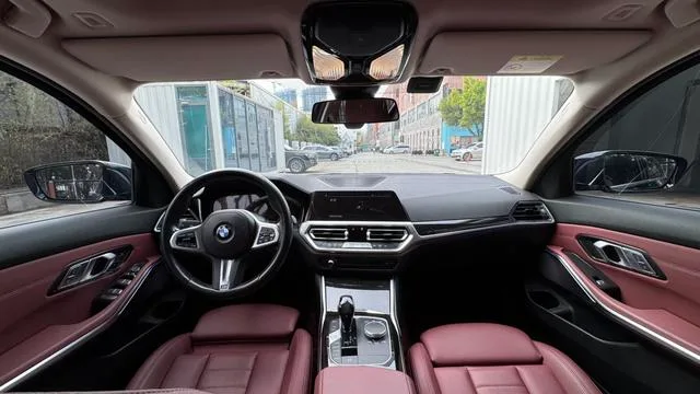 BMW 3 Series 2022 Restyling 325Li M Sports suit interior photo 7 BMW 3 Series 2022 Restyling 325Li M Sports suit interior photo 7