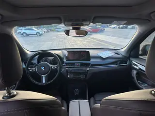 BMW X1 2022 sDrive25Li Leading Type interior photo 6 BMW X1 2022 sDrive25Li Leading Type interior photo 6