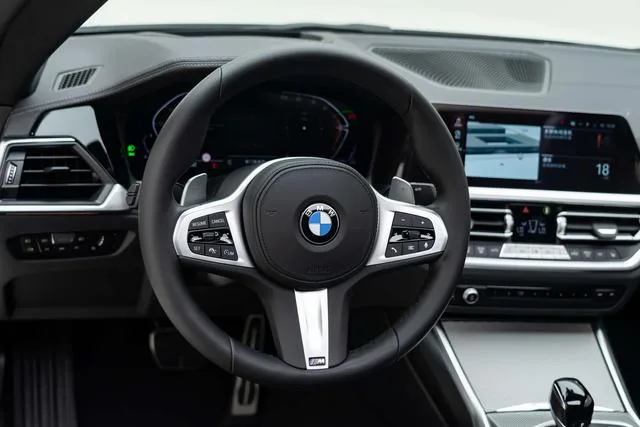 BMW 4 Series 2021 425i M Set de nuit de sport intérieur photo 11 BMW 4 Series 2021 425i M Set de nuit de sport intérieur photo 11