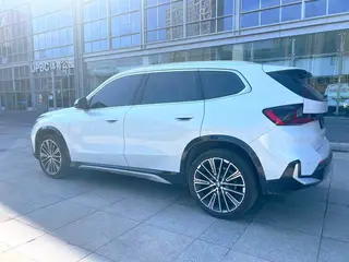BMW X1 2025 xDrive25Li X Design Suit exterior photo 5 BMW X1 2025 xDrive25Li X Design Suit exterior photo 5