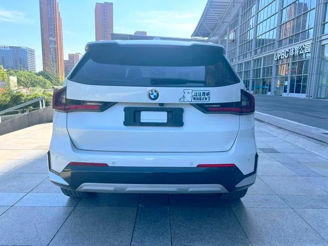 BMW X1 2025 xDrive25Li X Design Suit exterior photo 6 BMW X1 2025 xDrive25Li X Design Suit exterior photo 6