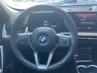 BMW X1 2025 xDrive25Li X Design Suit interior photo 10 BMW X1 2025 xDrive25Li X Design Suit interior photo 10