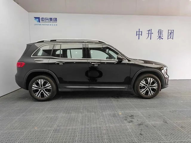 Mercedes-Benz GLB 2024 Mise à jour GLB 220 Type dynamique extérieur photo 7 Mercedes-Benz GLB 2024 Mise à jour GLB 220 Type dynamique extérieur photo 7