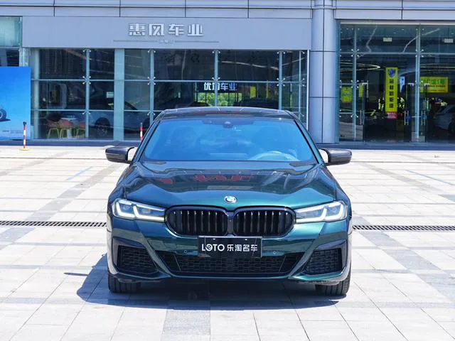 BMW 5 Series 2022 540i Fashion Edition M Sports suit exterior photo 2 BMW 5 Series 2022 540i Fashion Edition M Sports suit exterior photo 2