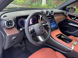 Mercedes-Benz GLC 2024 GLC 300 L 4MATIC Type dynamique 5 Siège intérieur photo 12 Mercedes-Benz GLC 2024 GLC 300 L 4MATIC Type dynamique 5 Siège intérieur photo 12