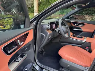 Mercedes-Benz GLC 2024 GLC 300 L 4MATIC Type dynamique 5 Siège intérieur photo 19 Mercedes-Benz GLC 2024 GLC 300 L 4MATIC Type dynamique 5 Siège intérieur photo 19