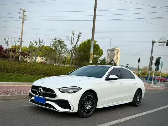 Mercedes-Benz C-Class 2024 C 260 L Спортивная версия экстерьер фото 1 Mercedes-Benz C-Class 2024 C 260 L Спортивная версия экстерьер фото 1