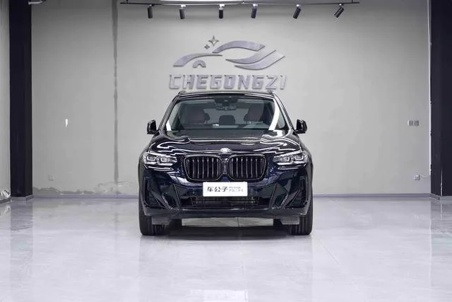 BMW X3 2023 xDrive30i Líder M Traje de noche Yao exterior foto 3 BMW X3 2023 xDrive30i Líder M Traje de noche Yao exterior foto 3