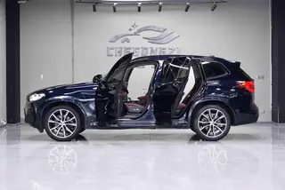 BMW X3 2023 xDrive30i Líder M Traje de noche Yao exterior foto 5 BMW X3 2023 xDrive30i Líder M Traje de noche Yao exterior foto 5