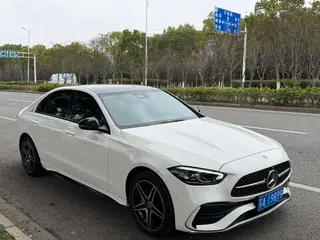 Mercedes-Benz C-Class 2025 C 260 L Edición deportiva Haoye exterior foto 3 Mercedes-Benz C-Class 2025 C 260 L Edición deportiva Haoye exterior foto 3