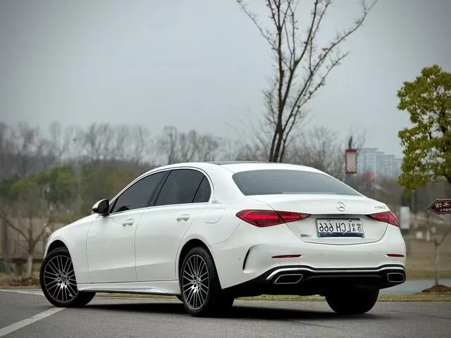 Mercedes-Benz C-Class 2024 C 260 L Sports version exterior photo 3 Mercedes-Benz C-Class 2024 C 260 L Sports version exterior photo 3