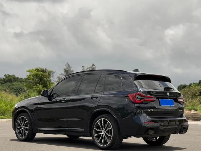 BMW X3 2023 xDrive30i Leading Type M Obsidian Night Suit exterior photo 4 BMW X3 2023 xDrive30i Leading Type M Obsidian Night Suit exterior photo 4