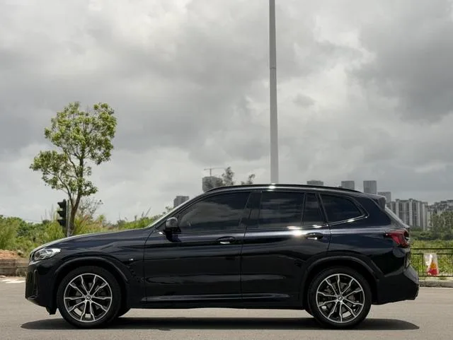 BMW X3 2023 xDrive30i Leading Type M Obsidian Night Suit exterior photo 7 BMW X3 2023 xDrive30i Leading Type M Obsidian Night Suit exterior photo 7