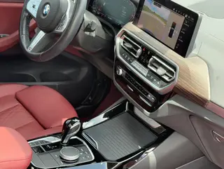 BMW X3 2023 xDrive30i Leading Type M Obsidian Night Suit interior photo 16 BMW X3 2023 xDrive30i Leading Type M Obsidian Night Suit interior photo 16