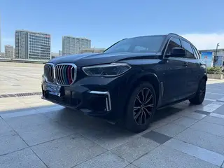 BMW X5 2022 Модификация xDrive 30Li Премиум-класса M Спортивный костюм