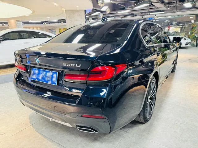 BMW 5 Series 2023 530Li Leader M Ensemble de sport extérieur photo 5 BMW 5 Series 2023 530Li Leader M Ensemble de sport extérieur photo 5
