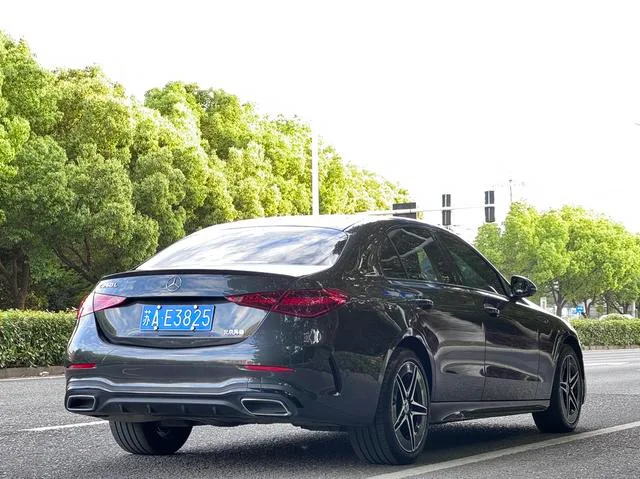 Mercedes-Benz C-Class 2024 C 260 L Hao Night Sports Edition exterior photo 6 Mercedes-Benz C-Class 2024 C 260 L Hao Night Sports Edition exterior photo 6
