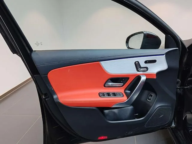 Mercedes-Benz A-Class AMG 2024 AMG A 35 L 4MATIC interior foto 15 Mercedes-Benz A-Class AMG 2024 AMG A 35 L 4MATIC interior foto 15