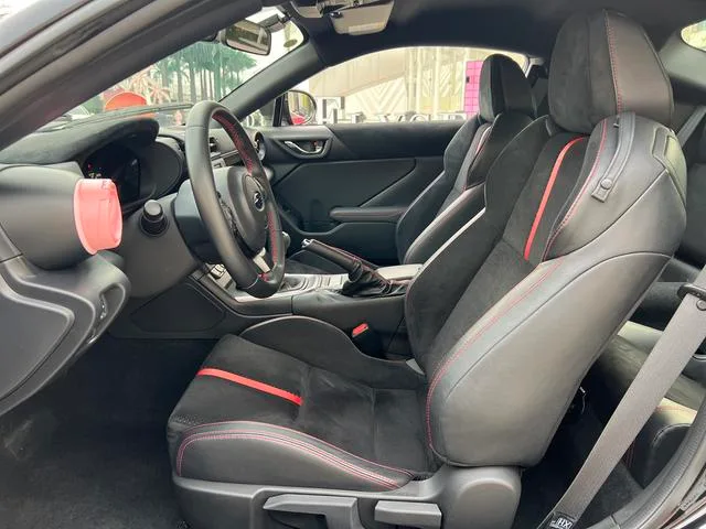 Subaru BRZ 2022 2.4L Manual version exterior photo 6 Subaru BRZ 2022 2.4L Manual version exterior photo 6