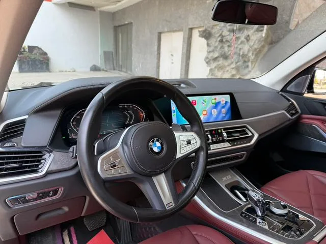 BMW X5 2022 Mise à jour xDrive 30Li Type de luxe M Ensemble de sport intérieur photo 15 BMW X5 2022 Mise à jour xDrive 30Li Type de luxe M Ensemble de sport intérieur photo 15