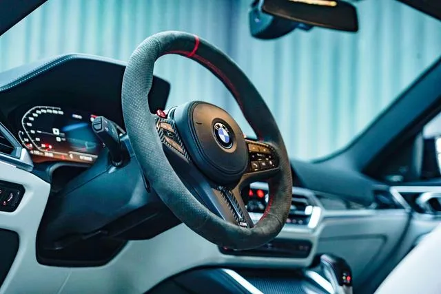 BMW M4 2022 M4 Coupé M xDrive Versión Thunder interior foto 10 BMW M4 2022 M4 Coupé M xDrive Versión Thunder interior foto 10